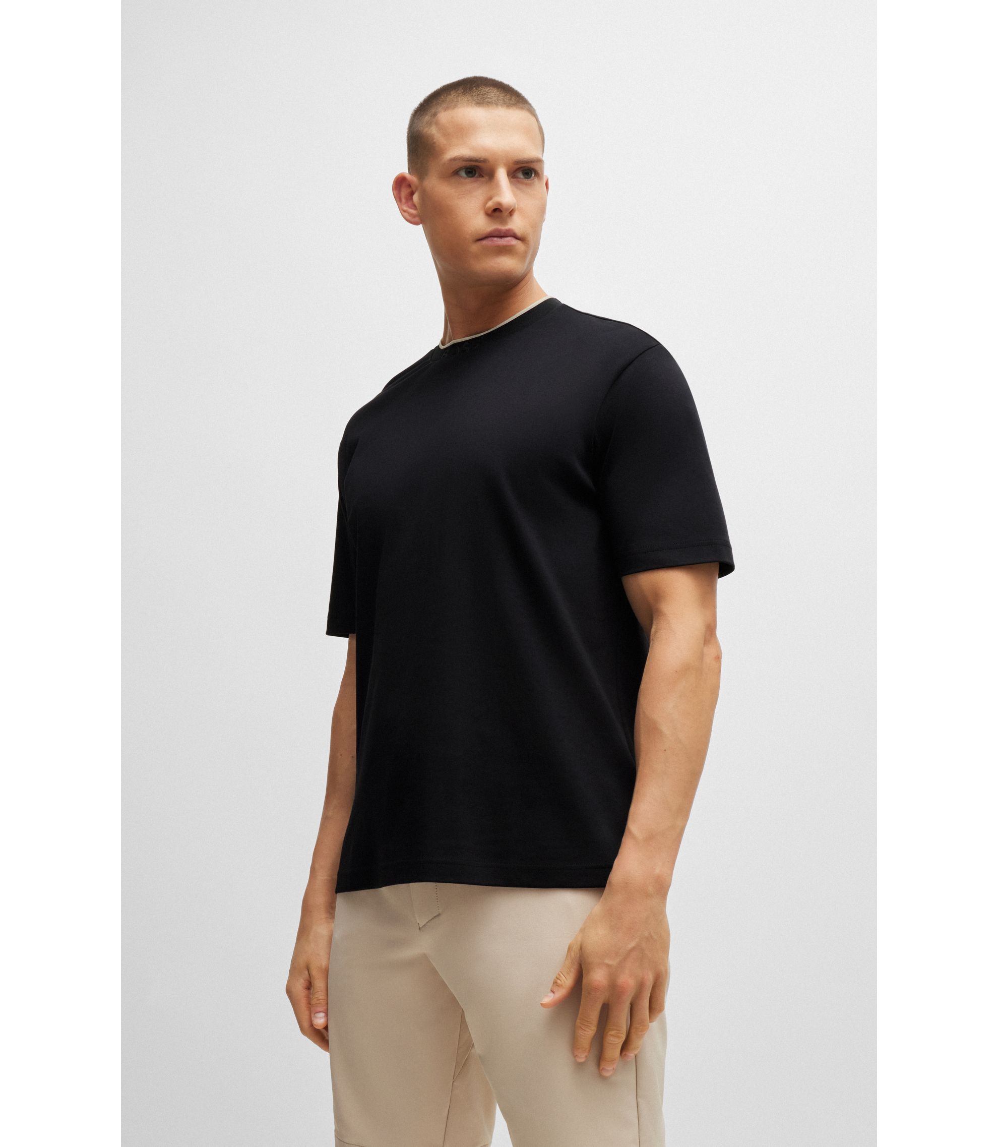 hbna50519354_001_350?wid=1980&