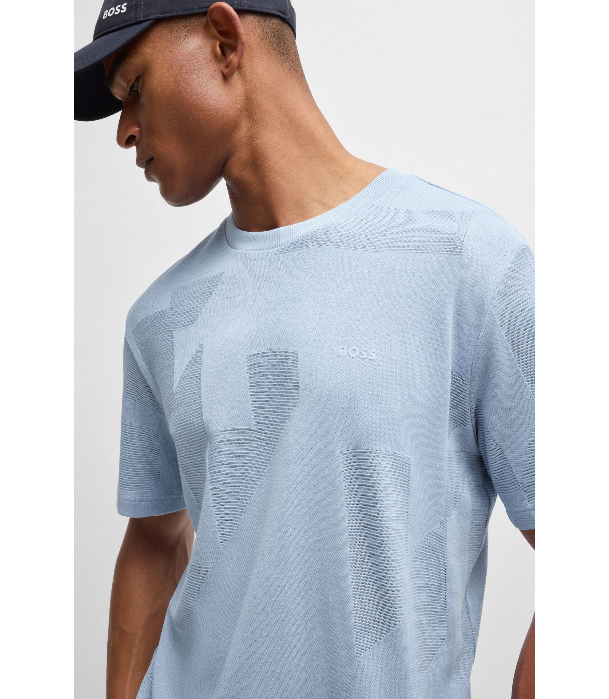 hbna50519371_498_340?wid=1980&