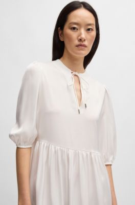 Vestido de raso abatanado con lazo en el cuello, Blanco