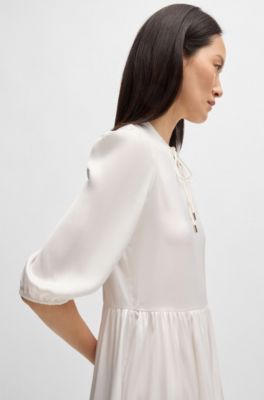 Vestido de raso abatanado con lazo en el cuello, Blanco