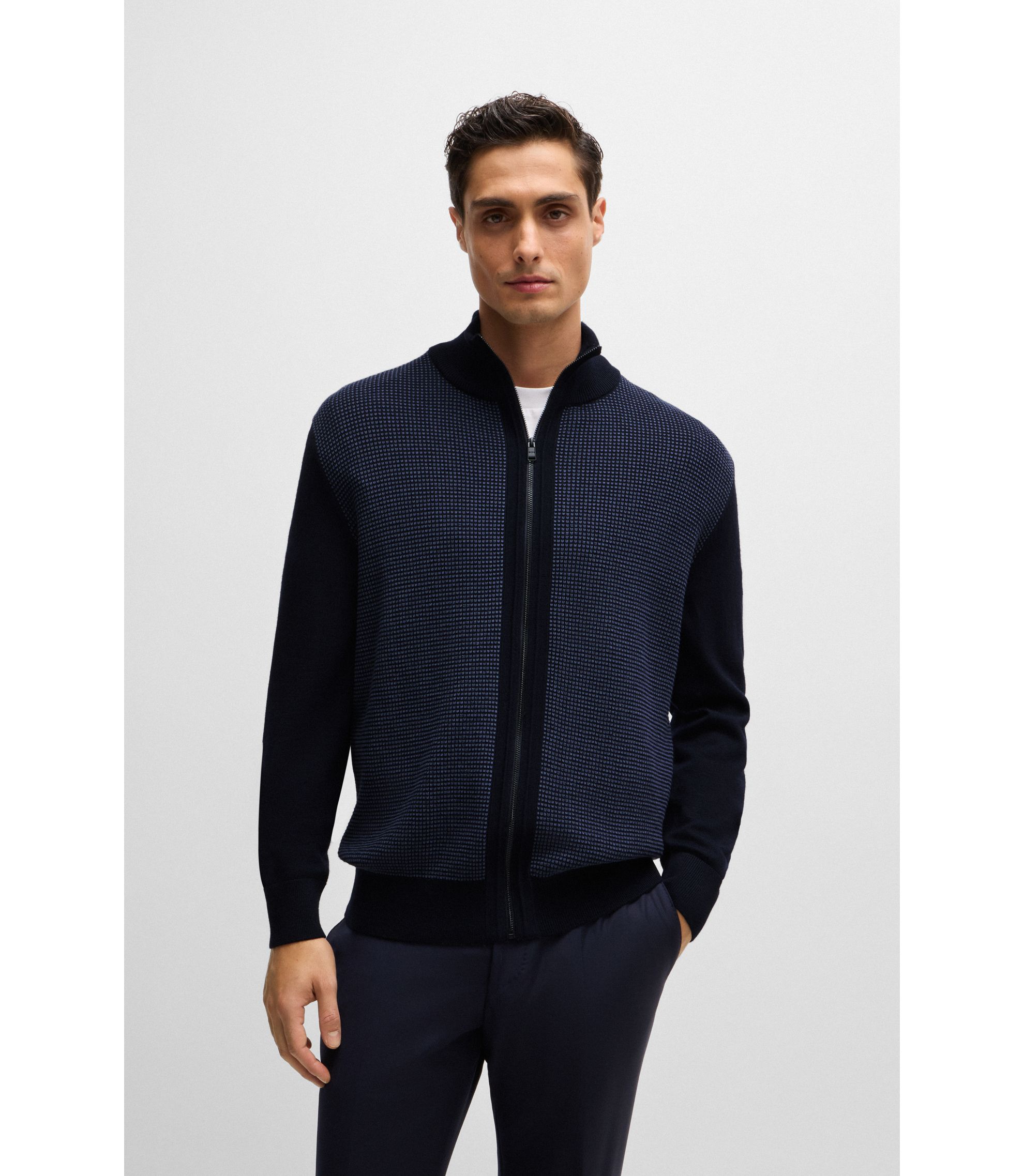 美品 2XL ヒューゴボス ニット ジップアップジャケット 羊革使用 羊毛 紺色 美品 2XL ヒューゴボス ニット ジップアップジャケット 羊革使用 羊毛