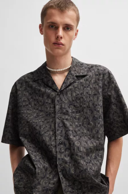 Oversize-fit shirt in seasonal-print cotton poplin