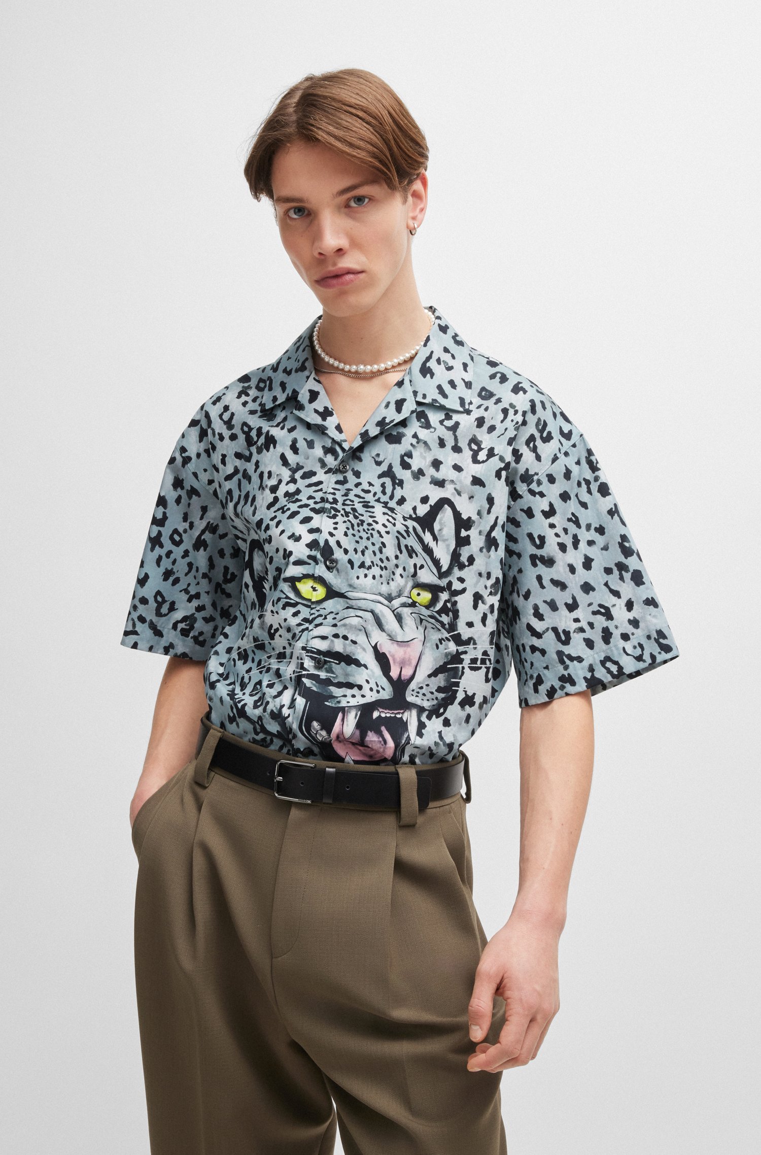 Oversized short-sleeved shirt animal-print cotton