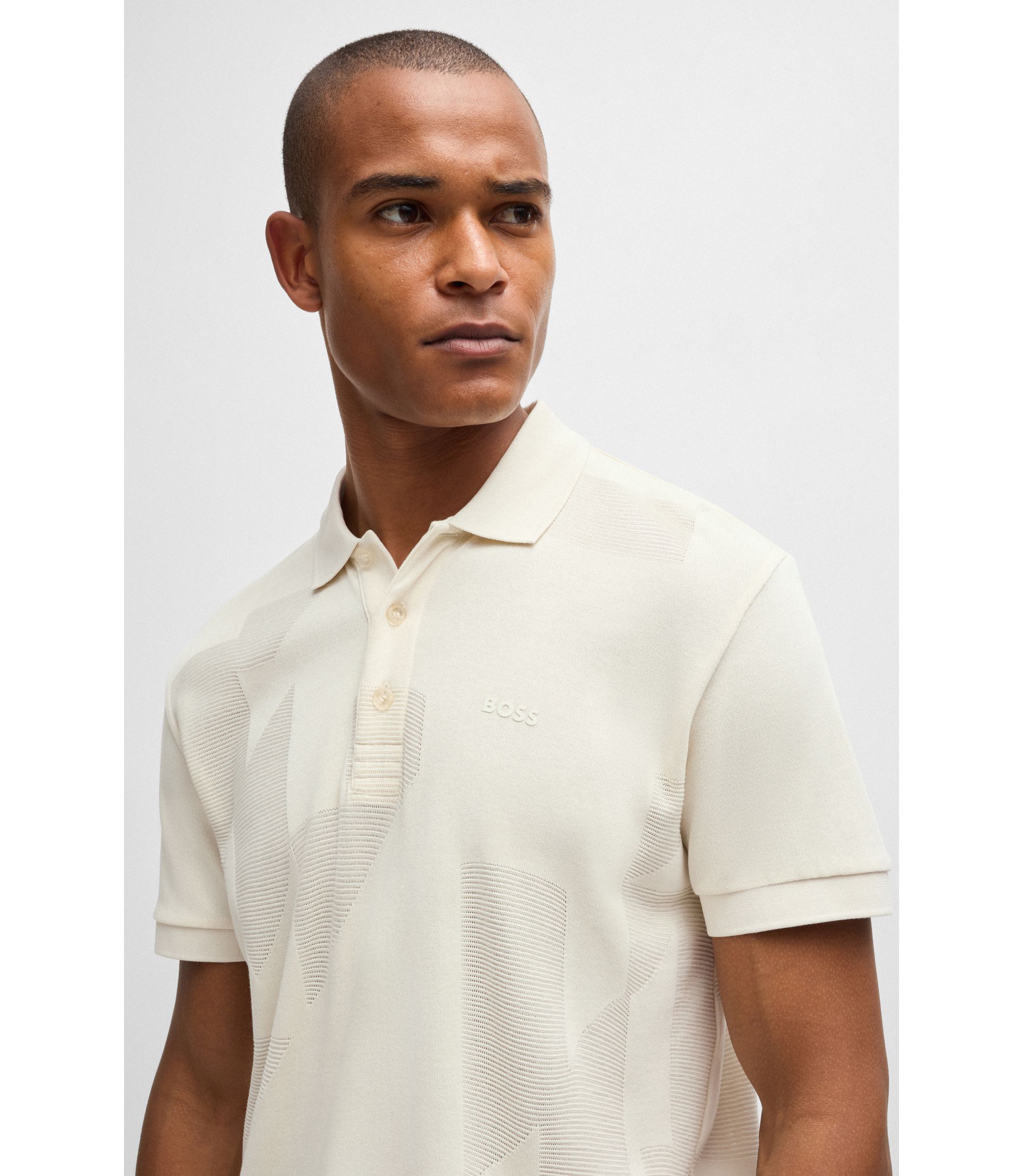 hbna50519792_131_340?wid=1980&