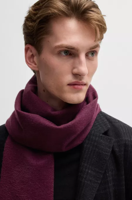 Italian-cashmere scarf with fringing and embroidered logo