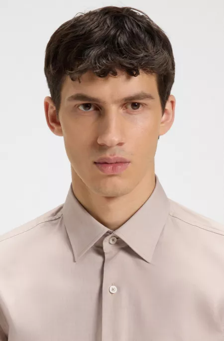 Easy-iron slim-fit shirt in stretch-cotton twill