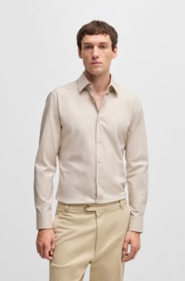 Camisa slim fit en sarga de algod&oacute;n el&aacute;stico de planchado f&aacute;cil, Beige claro