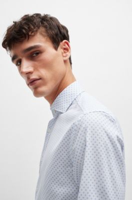 Camisa slim fit de algod&oacute;n el&aacute;stico con estampado, Blanco