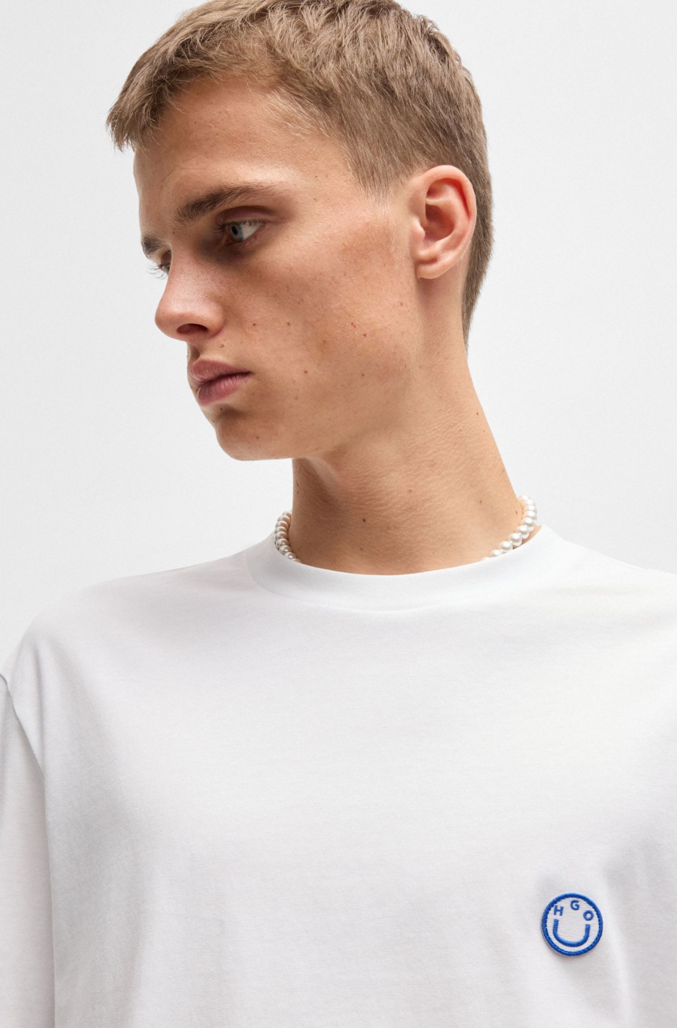 HUGO - Cotton jersey T-shirt with curved logo - White