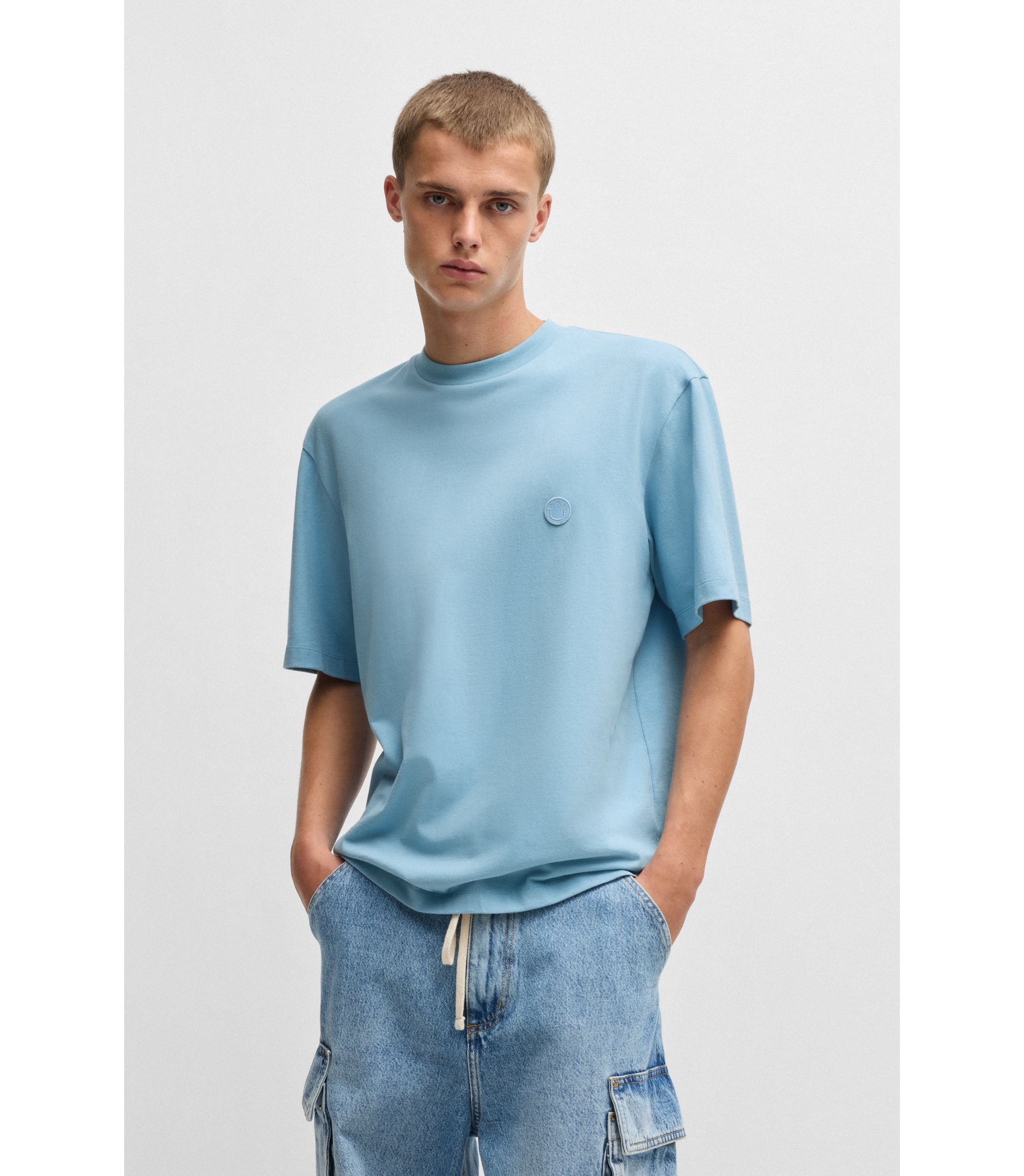 HUGO BOSS Tシャツ スマイル　Happy hugo HUGO - Oversized-fit T-shirt in cotton with Happy HUGO logo