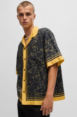 Camisa oversize fit de algod&oacute;n estampado, Oro