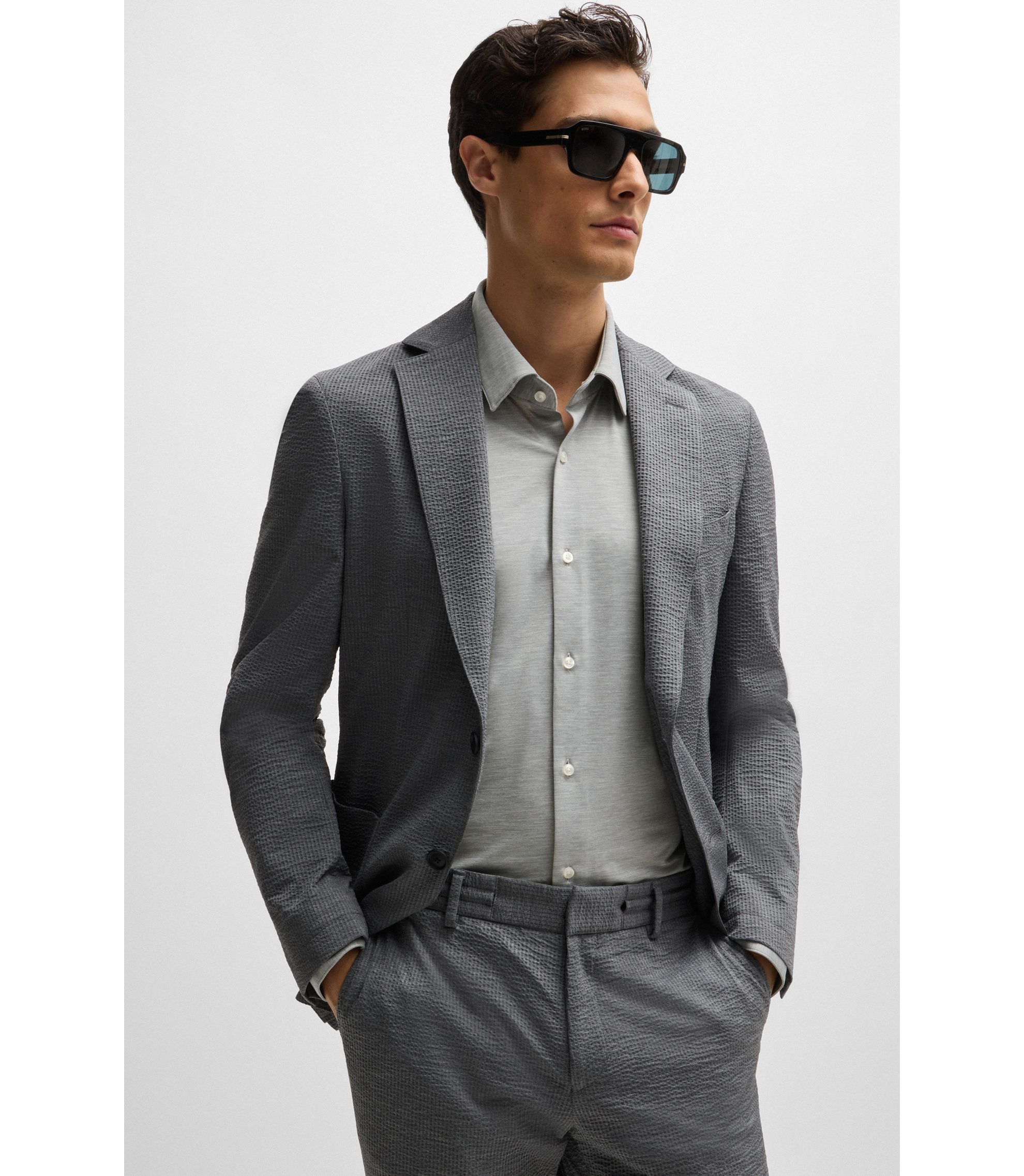 hbna50520091_041_341?wid=1980&