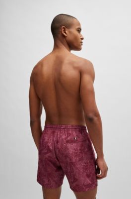 Ba&ntilde;ador con insignia de logo y estampado de temporada, Rojo claro