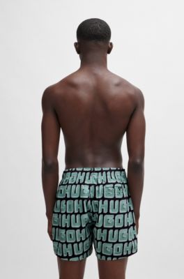 Ba&ntilde;ador tipo shorts de secado r&aacute;pido con logo estampado por toda la prenda, Cal