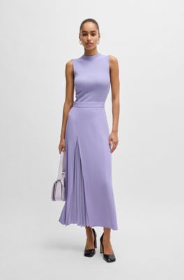 Leather shoulder bag with signature hardware, Light Purple