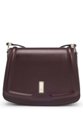 Signature-hardware saddle bag in leather, Light Purple