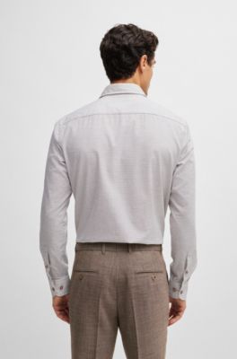 Camisa casual fit en algod&oacute;n estructurado con cuello italiano, Beige