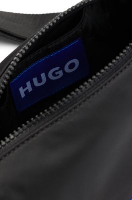 Sac port&eacute; crois&eacute; en twill structur&eacute; avec logo bleu, Noir