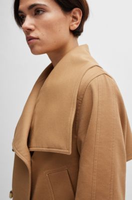 Abrigo cruzado de tejido el&aacute;stico, Beige