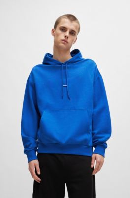 Prenda con capucha de felpa de algod&oacute;n con parche de logo azul, Celeste