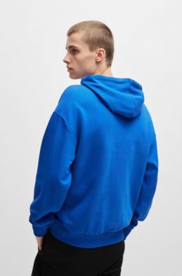 Prenda con capucha de felpa de algod&oacute;n con parche de logo azul, Celeste