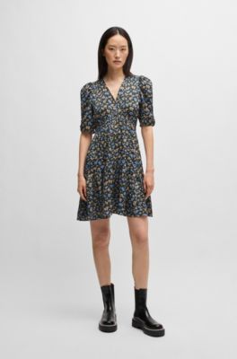 V-neck dress in printed satin with gathered sleeves, Patterned