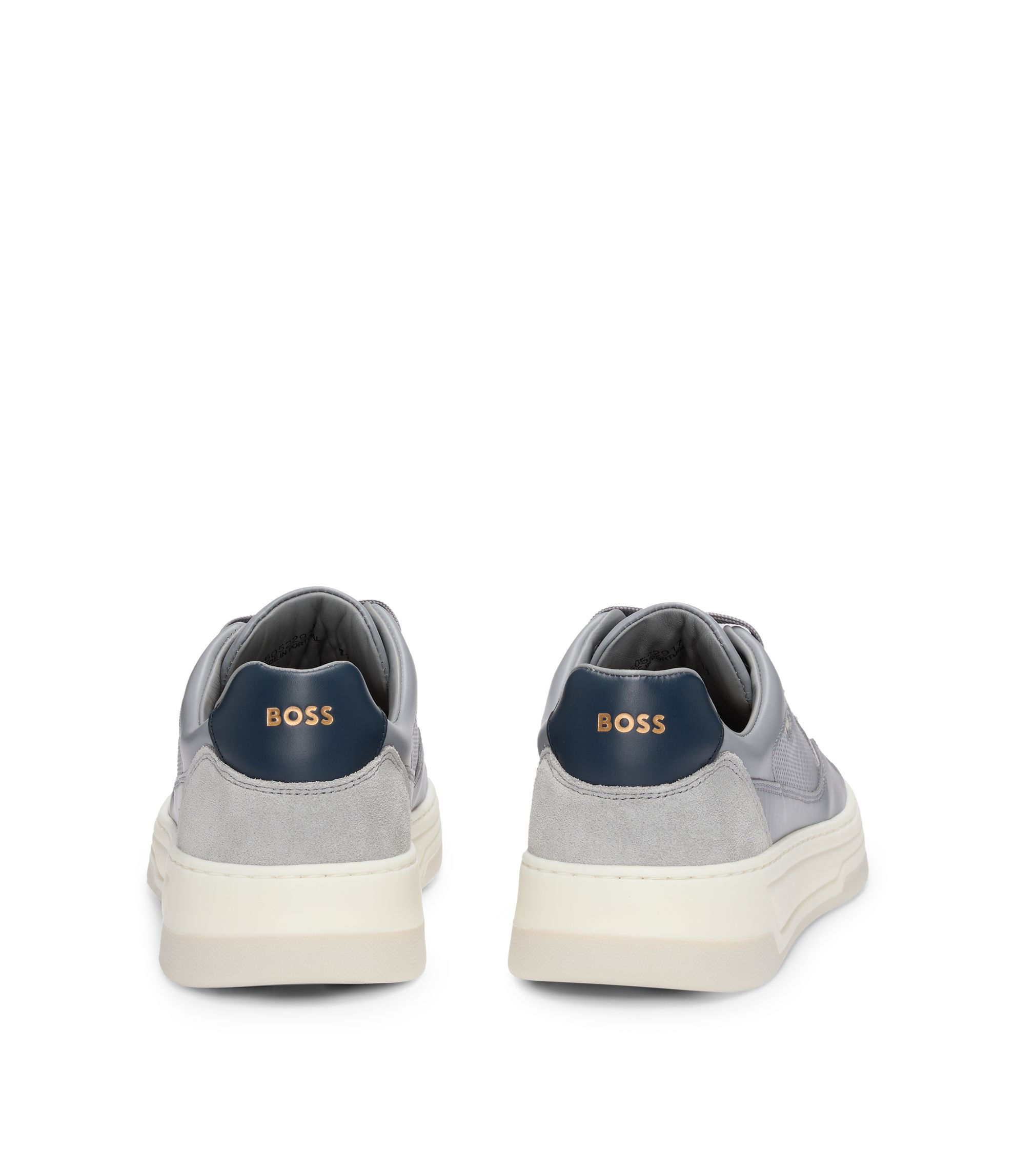 hbna50522917_032_210?wid=1980&