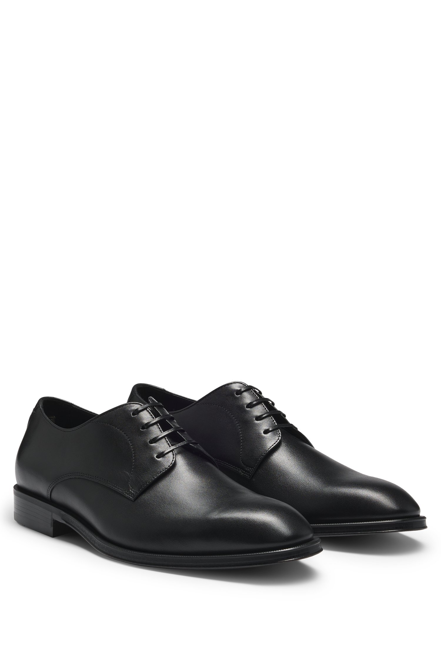 Italian leather Derby shoes with stitching details