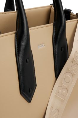 Cabas en similicuir avec d&eacute;tails embl&eacute;matiques, Beige clair