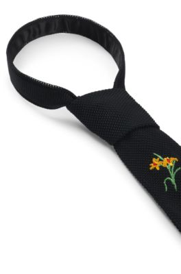 Knitted tie with floral detail, Black