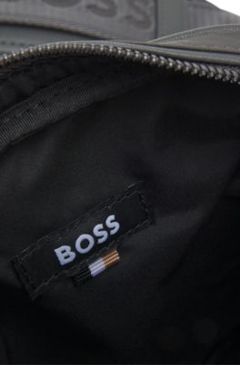 Sac reporter avec pi&egrave;ces m&eacute;talliques &agrave; monogramme double B, Gris