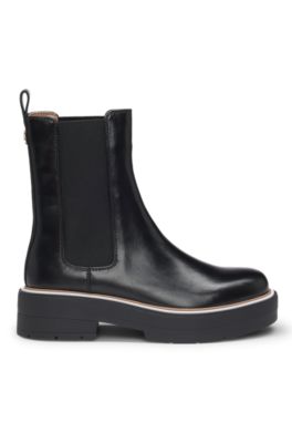 Leather Chelsea boots with Double B monogram, Black