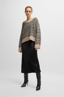 Jacquard-knit sweater with three-colored yarn, Patterned