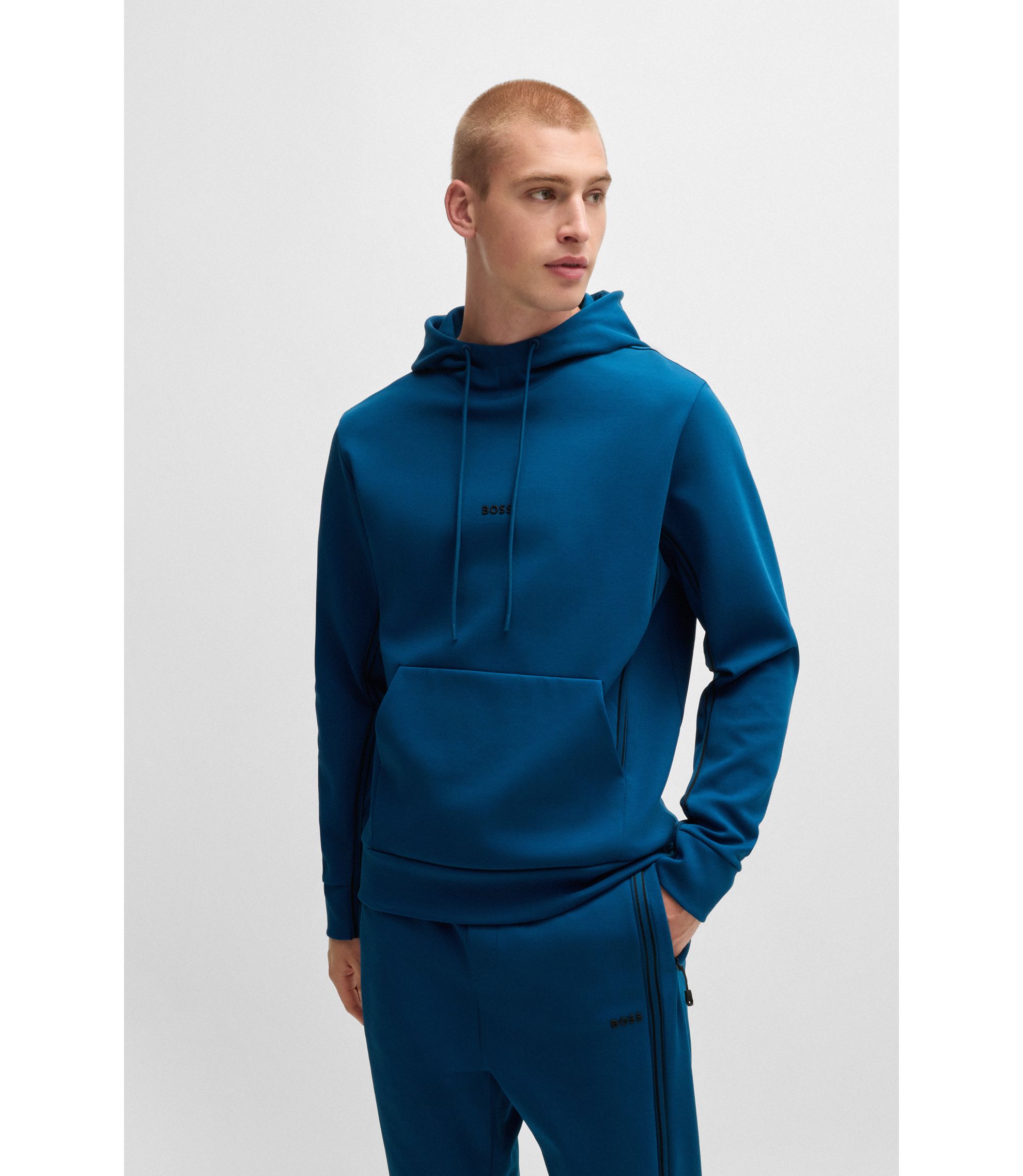 hbna50523905_494_350?wid=1980&