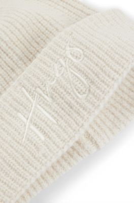 Ribbed beanie hat with handwritten logo, White