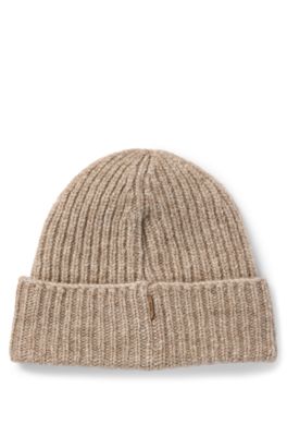 Chunky-knit beanie hat in a bison wool-blend with silk