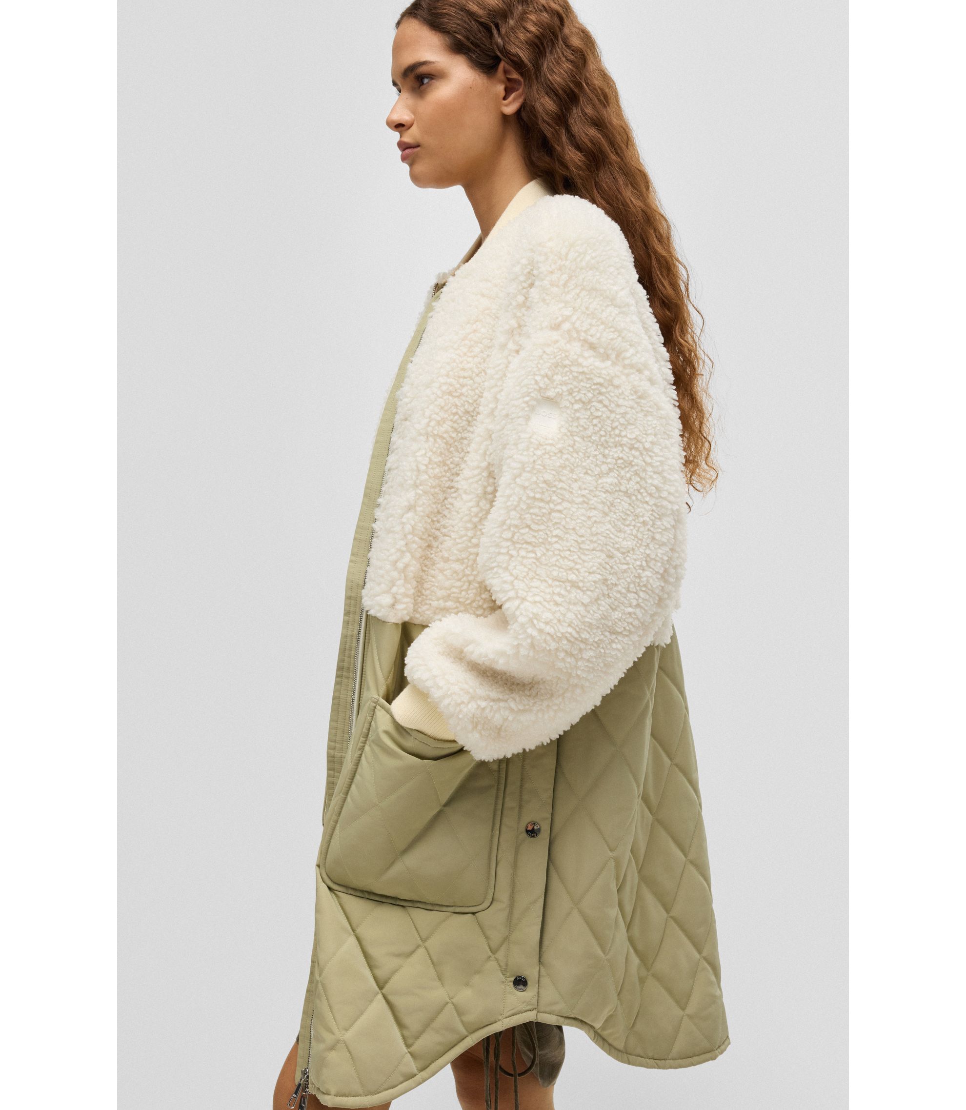 hbna50524437_118_341?wid=1980&