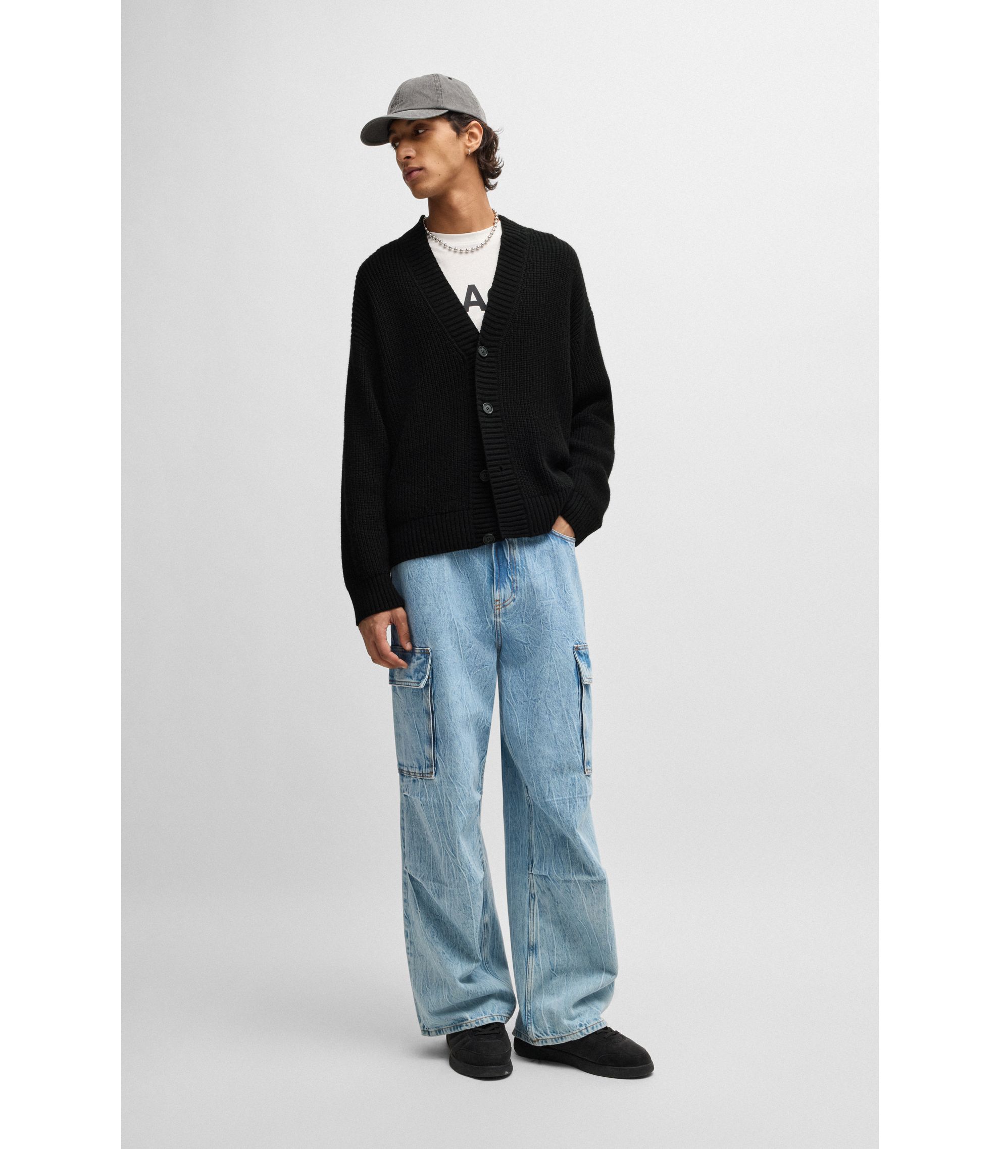 hbna50524562_001_300?wid=1980&