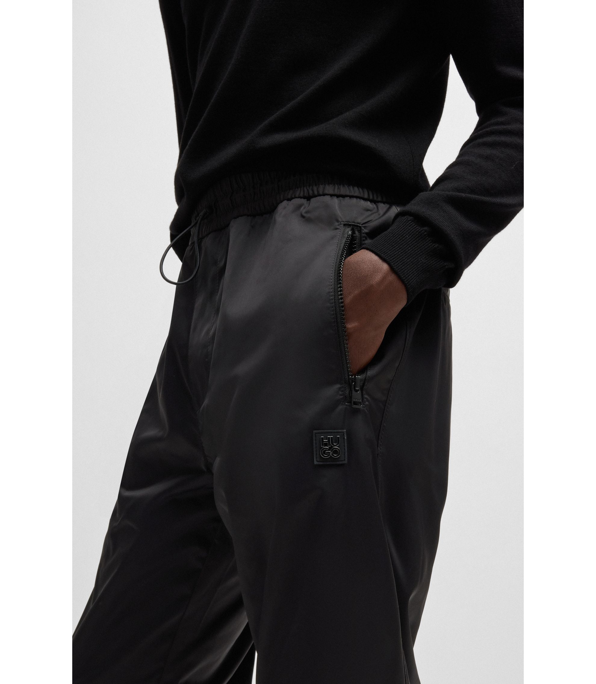 hbna50524577_001_340?wid=1980&