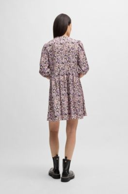 Cropped-sleeve dress in hammered satin with seasonal print, Patterned