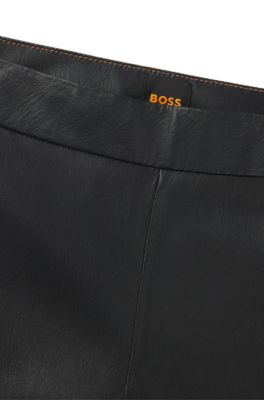 Pantalon en similicuir enduit avec empi&egrave;cements, Noir