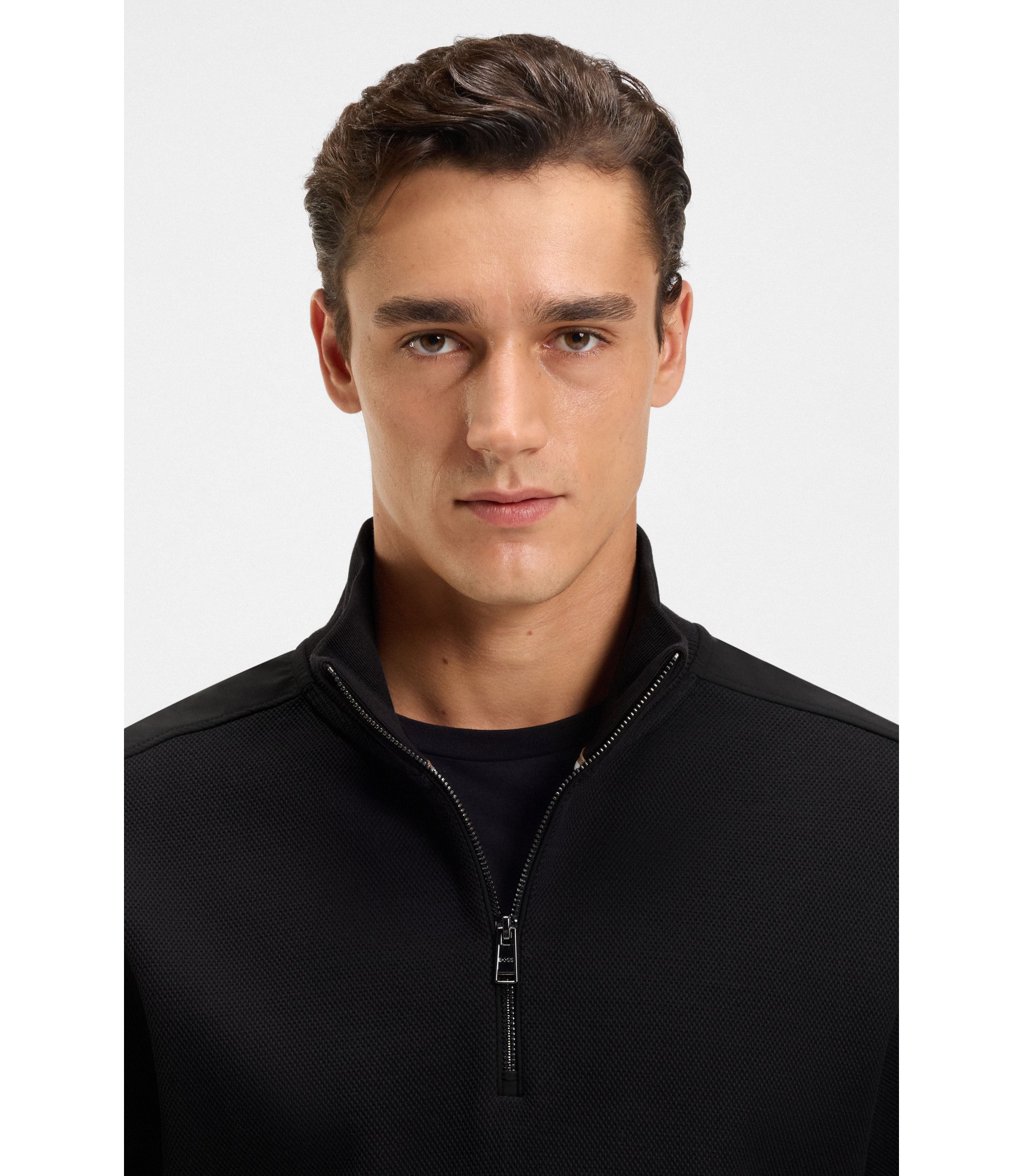 hbna50524999_001_340?wid=1980&