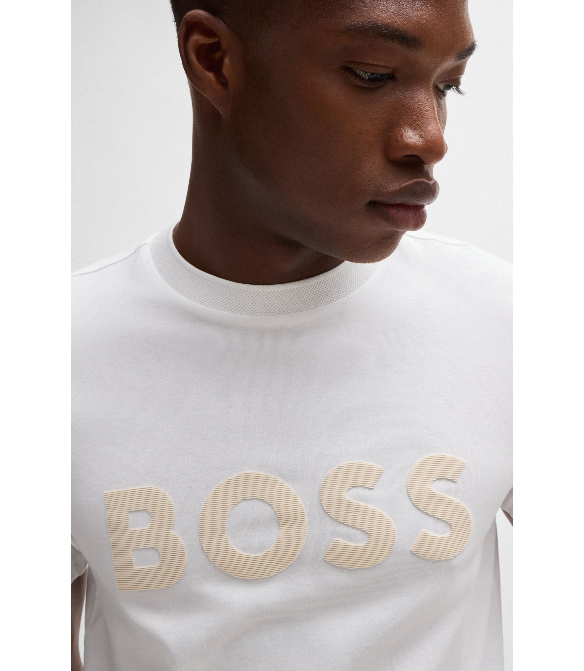 hbna50525087_100_340?wid=1980&