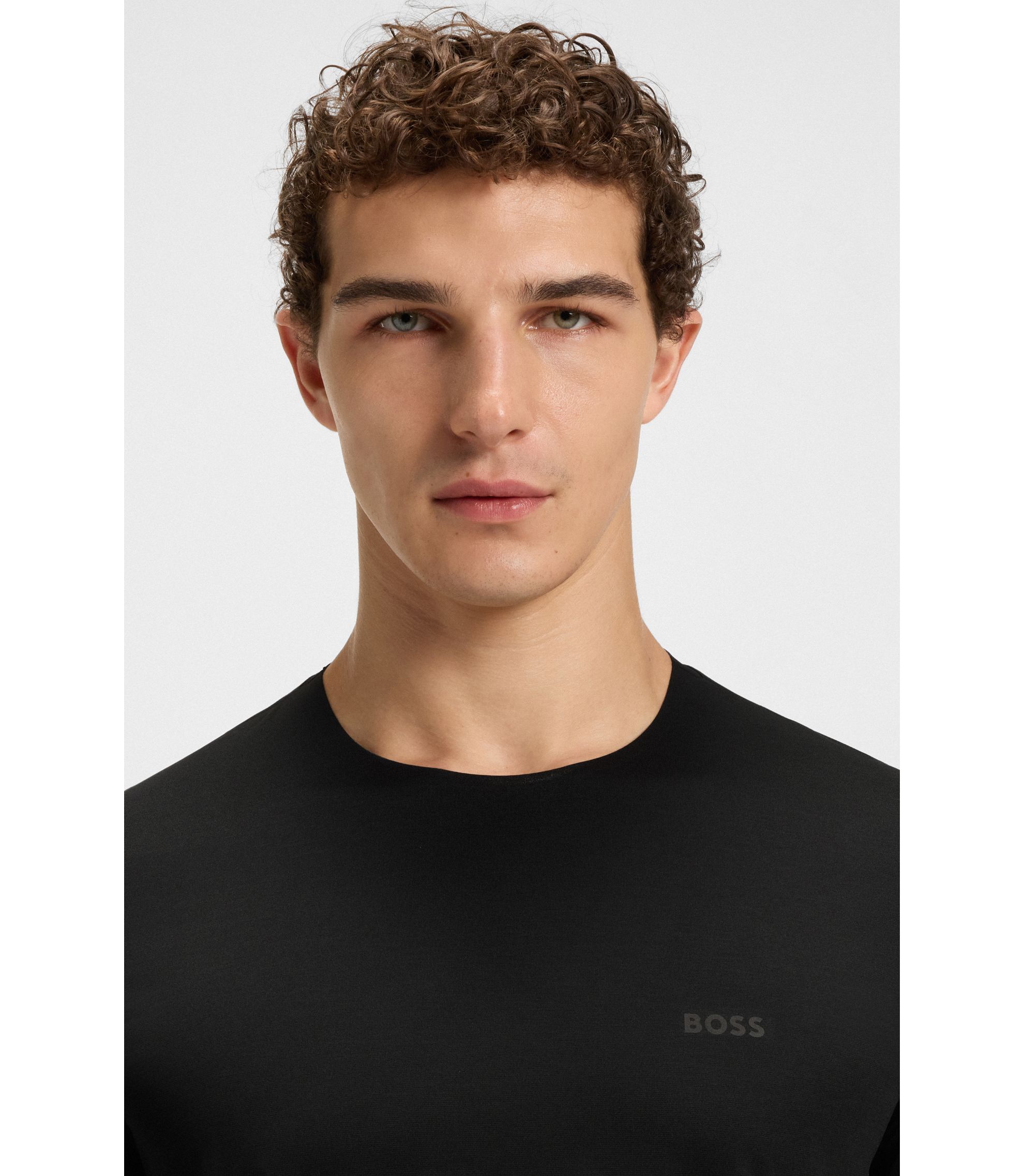 hbna50525209_001_340?wid=1980&