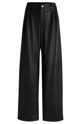 Pantalones loose fit de pernera ancha en piel sint&eacute;tica, Negro