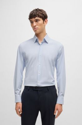 Chemise Slim en tissu stretch fa&ccedil;onn&eacute; performant, bleu clair