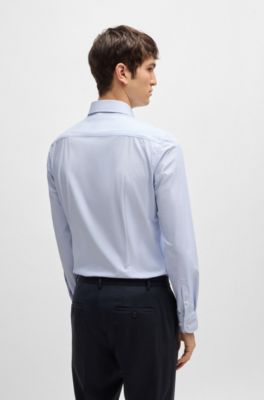 Chemise Slim en tissu stretch fa&ccedil;onn&eacute; performant, bleu clair