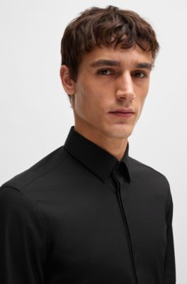 Camisa slim fit en popel&iacute;n de algod&oacute;n el&aacute;stico de planchado f&aacute;cil, Negro
