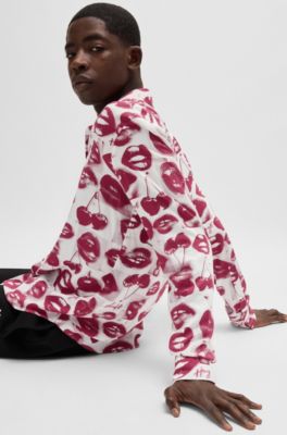Camisa slim fit con estampado de temporada, Fantas&iacute;a