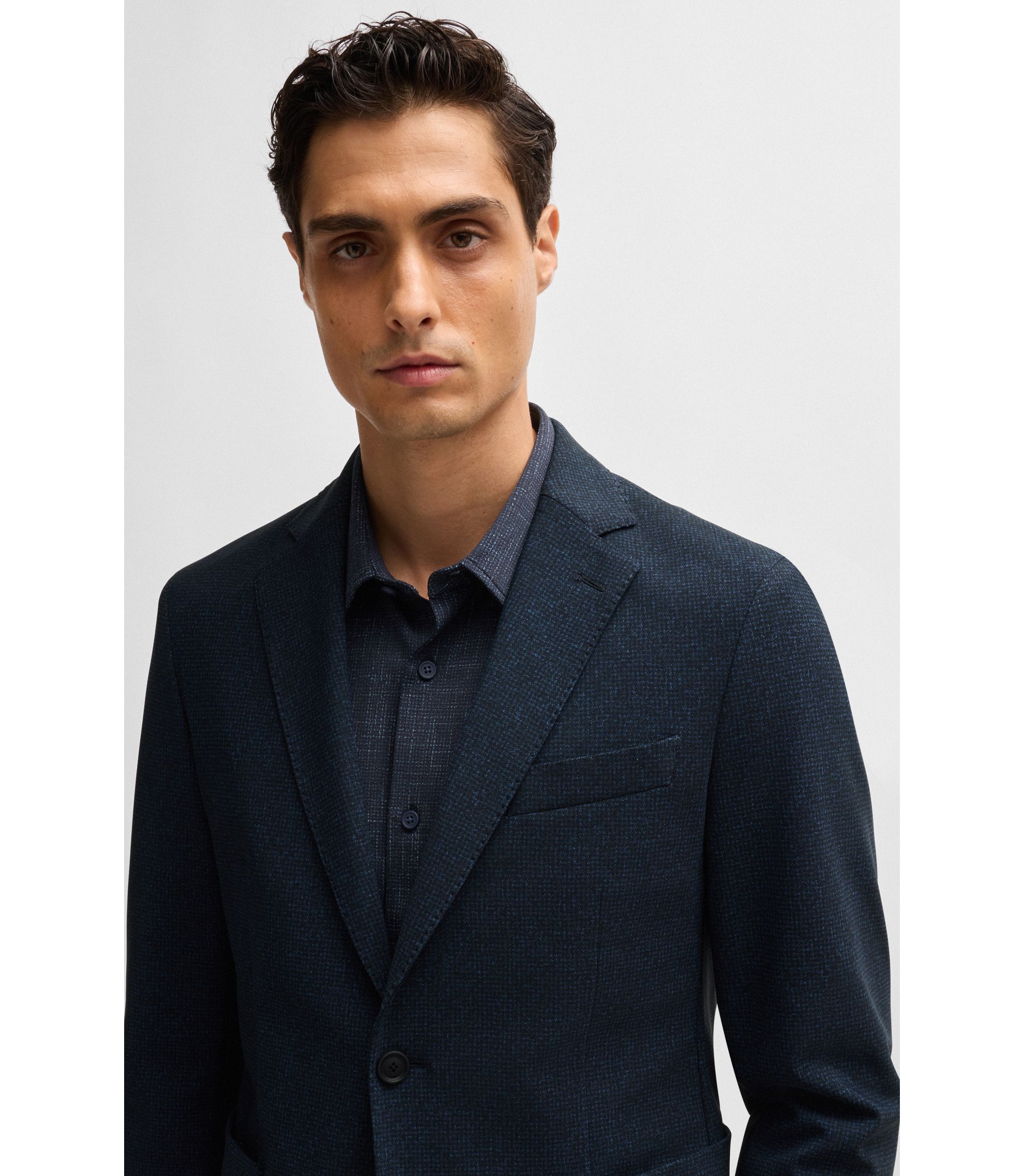 hbna50527897_404_340?wid=1980&